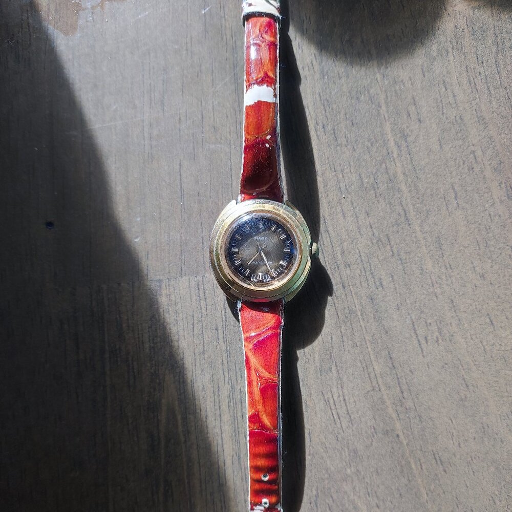 Vintage Timex mechanical ladies' watch